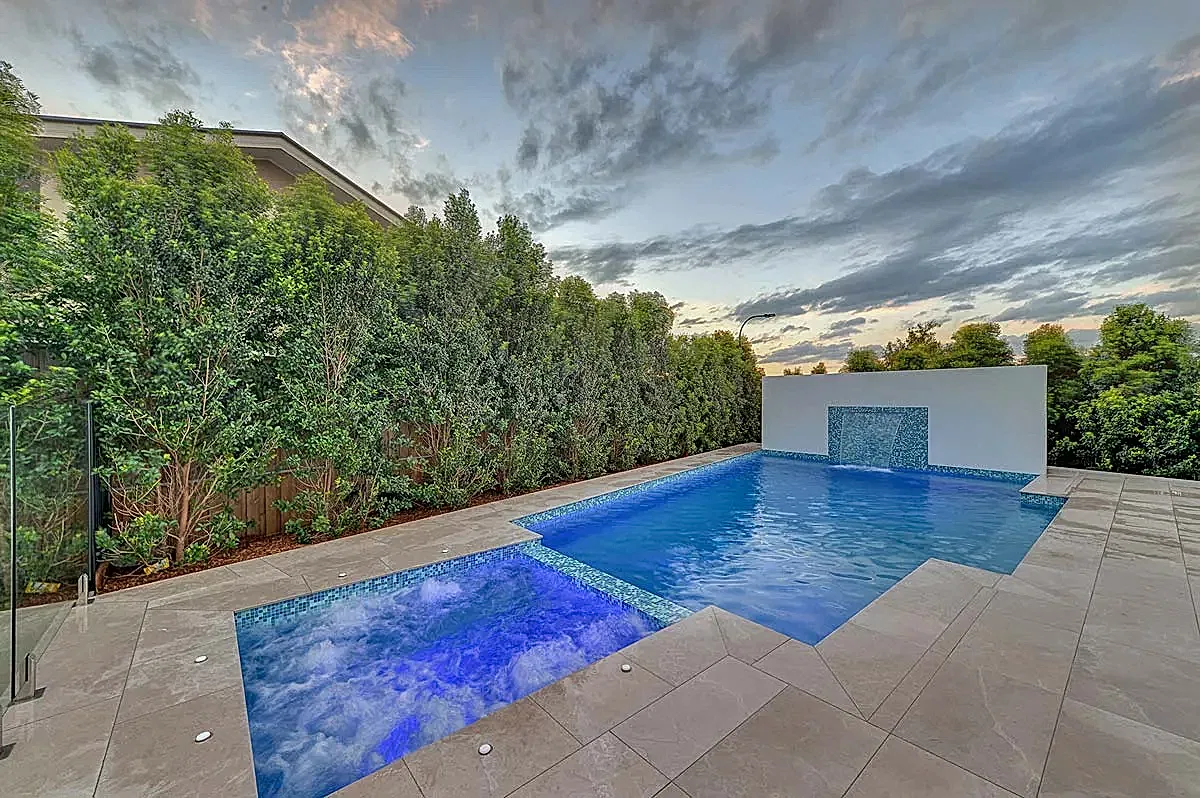Carindale3-environpools-brisbane-3 Carindale-environpools-brisbane-pool-builders