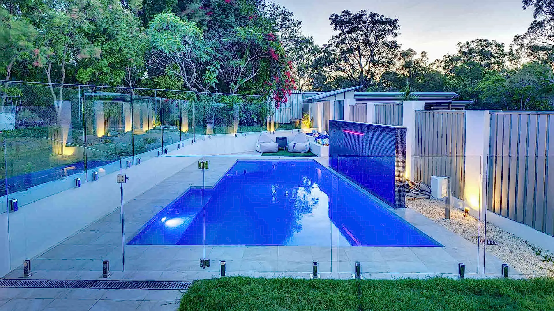 staffordheights-environpools-brisbane-header copy staffordheights-environpools-brisbane-pool-builders