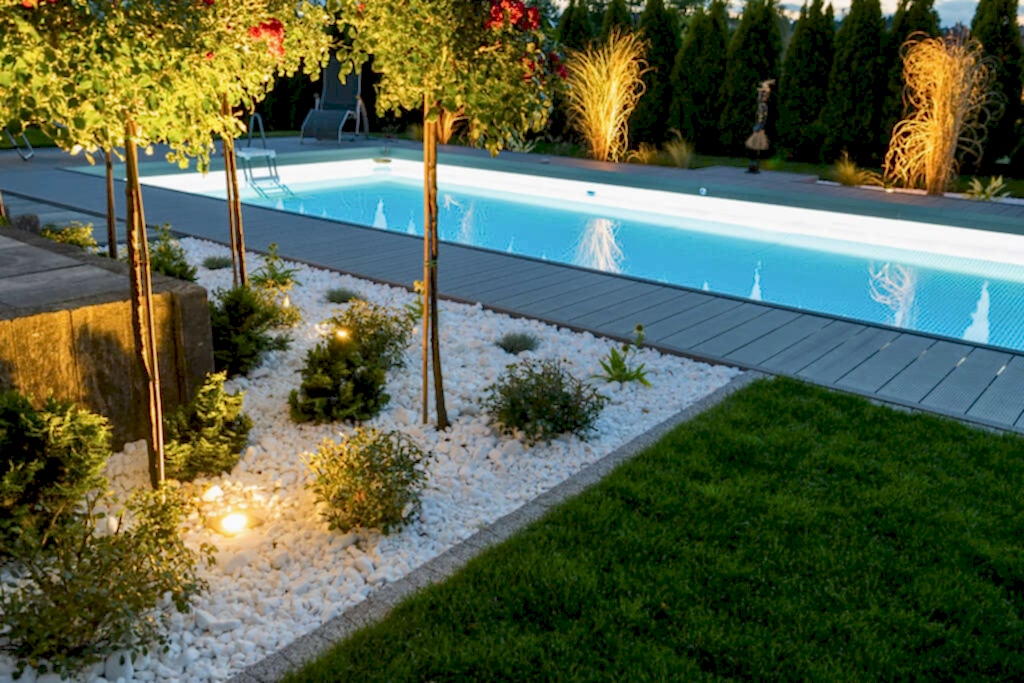 Everything you need to know about pool lighting